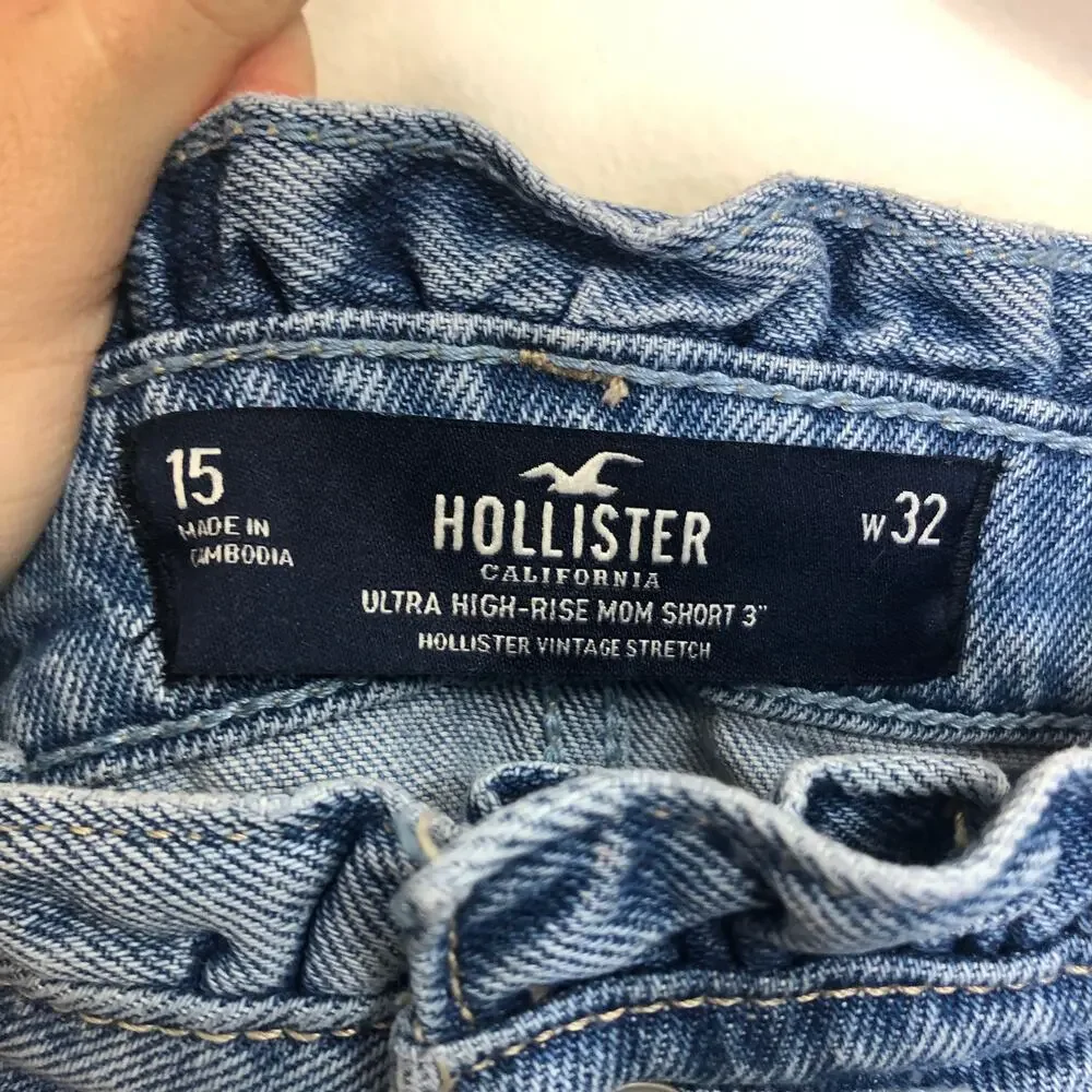 Hollister Ultra High Waist Mom Jean Shorts Button Fly Vintage Stretch 32